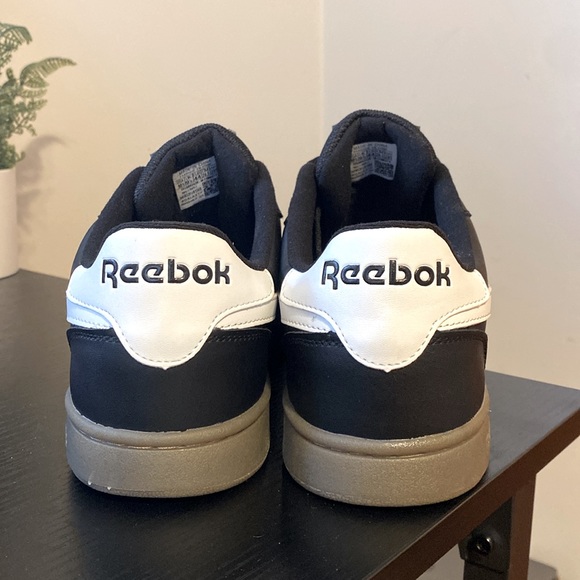 Reebok “Samba” Men’s Size 10.5 - Picture 2 of 5